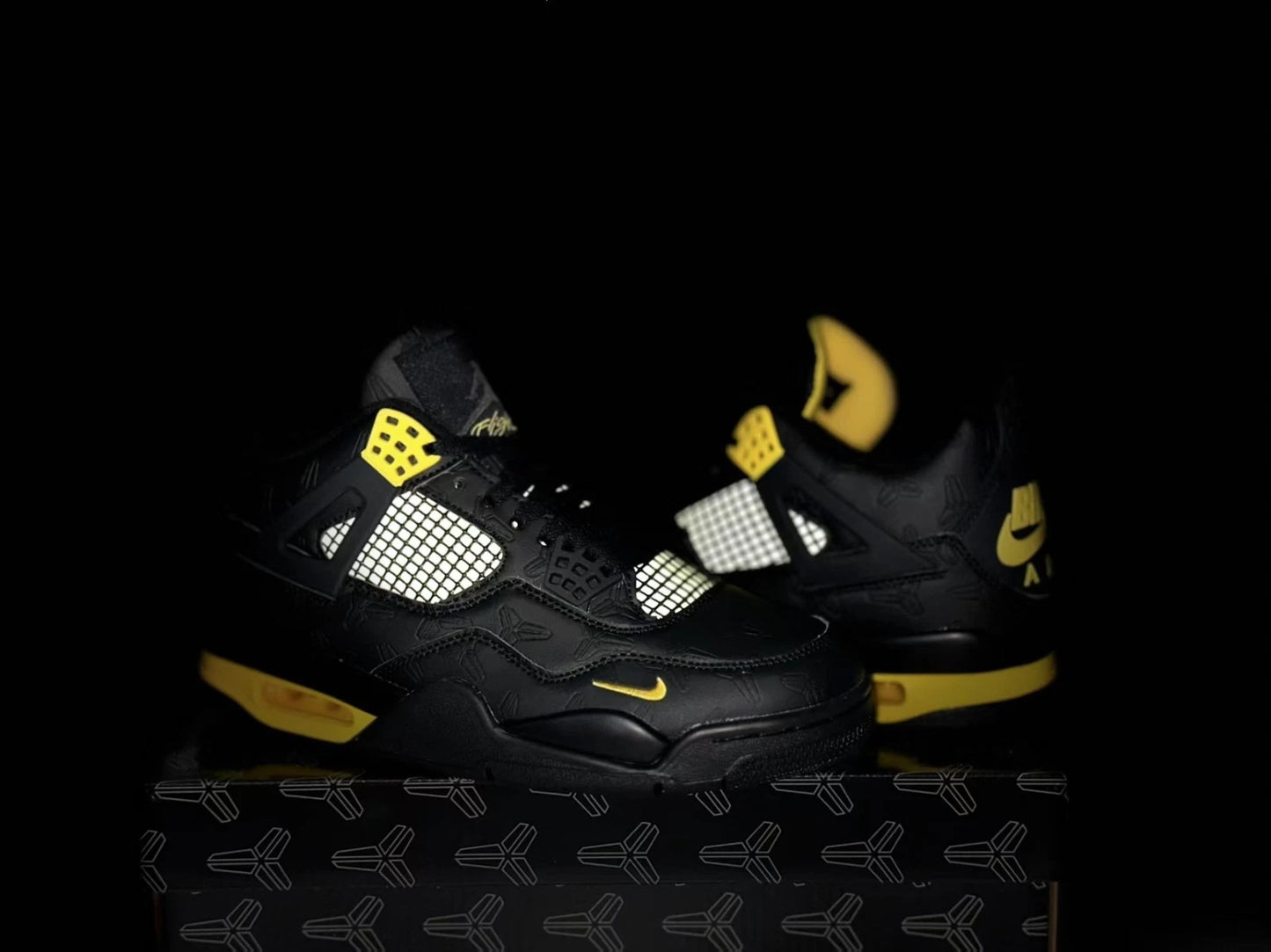 Jordan Retro #4 "Bike Air" Black / Yellow - Men