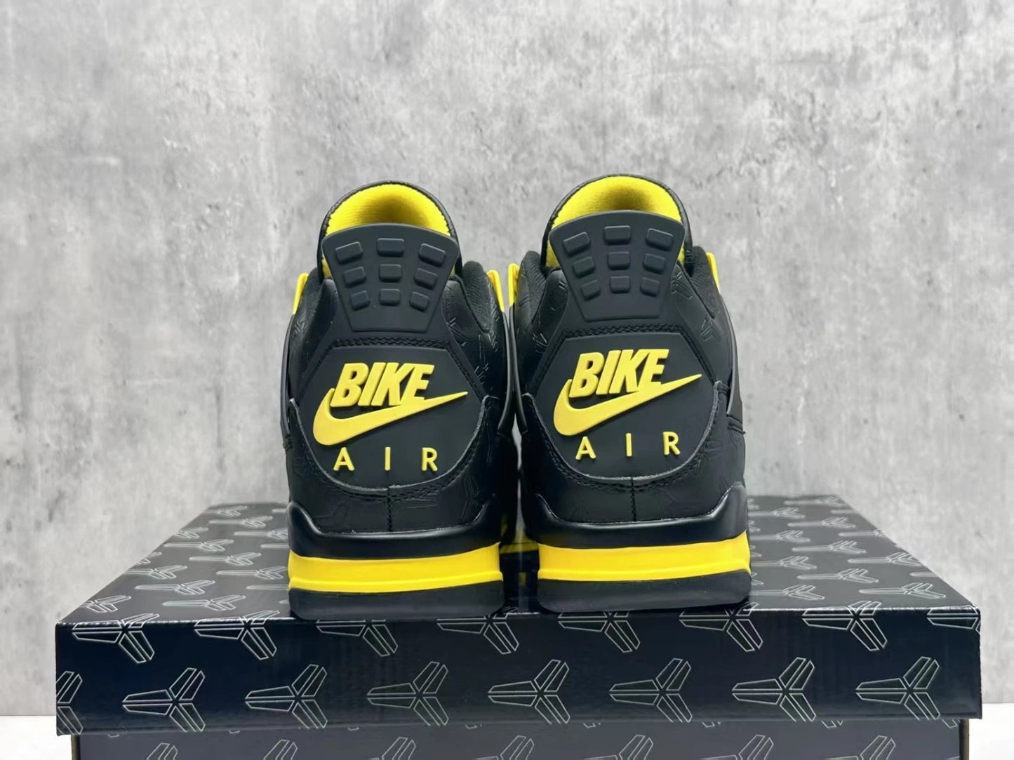 Jordan Retro #4 "Bike Air" Black / Yellow - Men