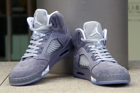 Air Jordan 5 Retro 'Wolf Grey' - Men Size