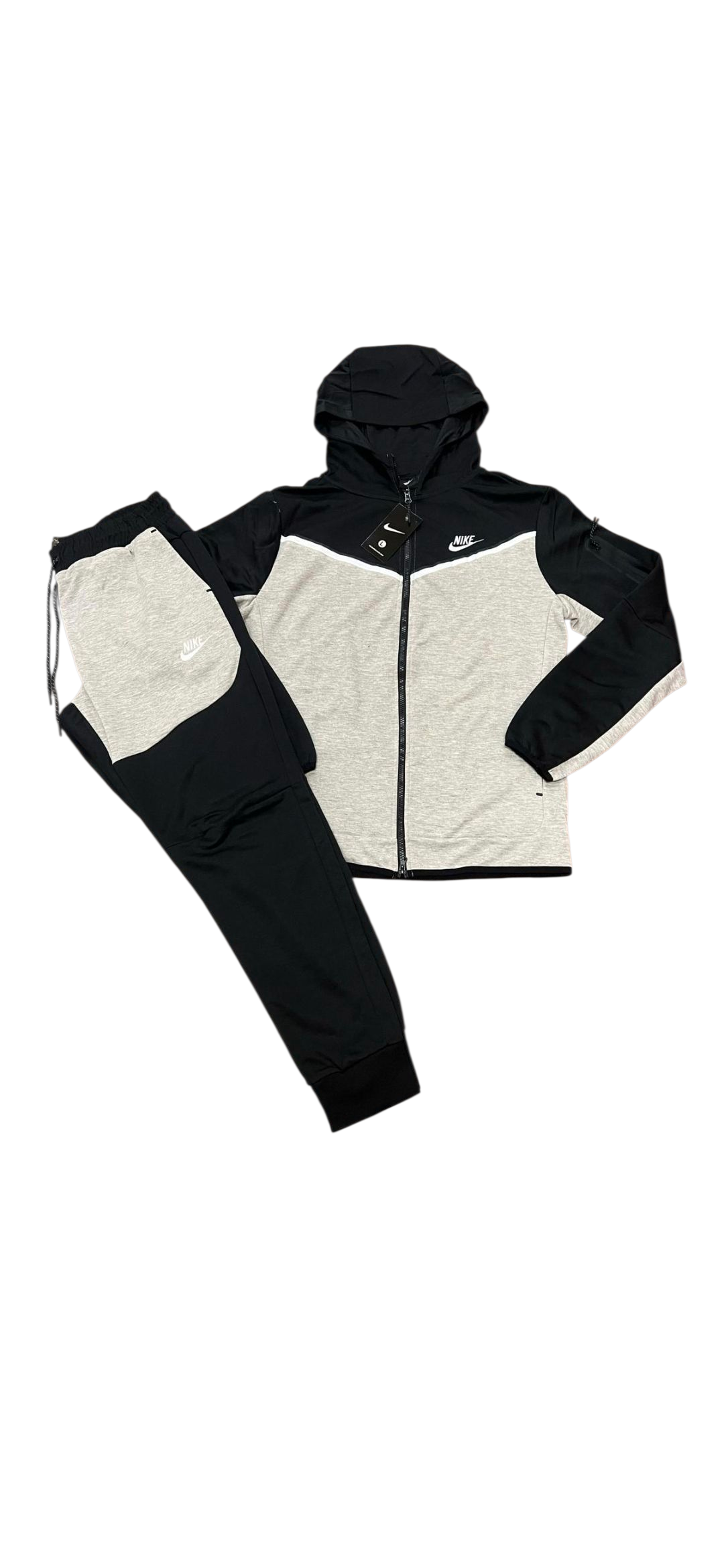 Nike Tech Fleece - Black / Grey - Men Size