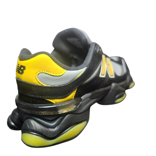 New Balance 9060 - Men Size 8.5 - Sale