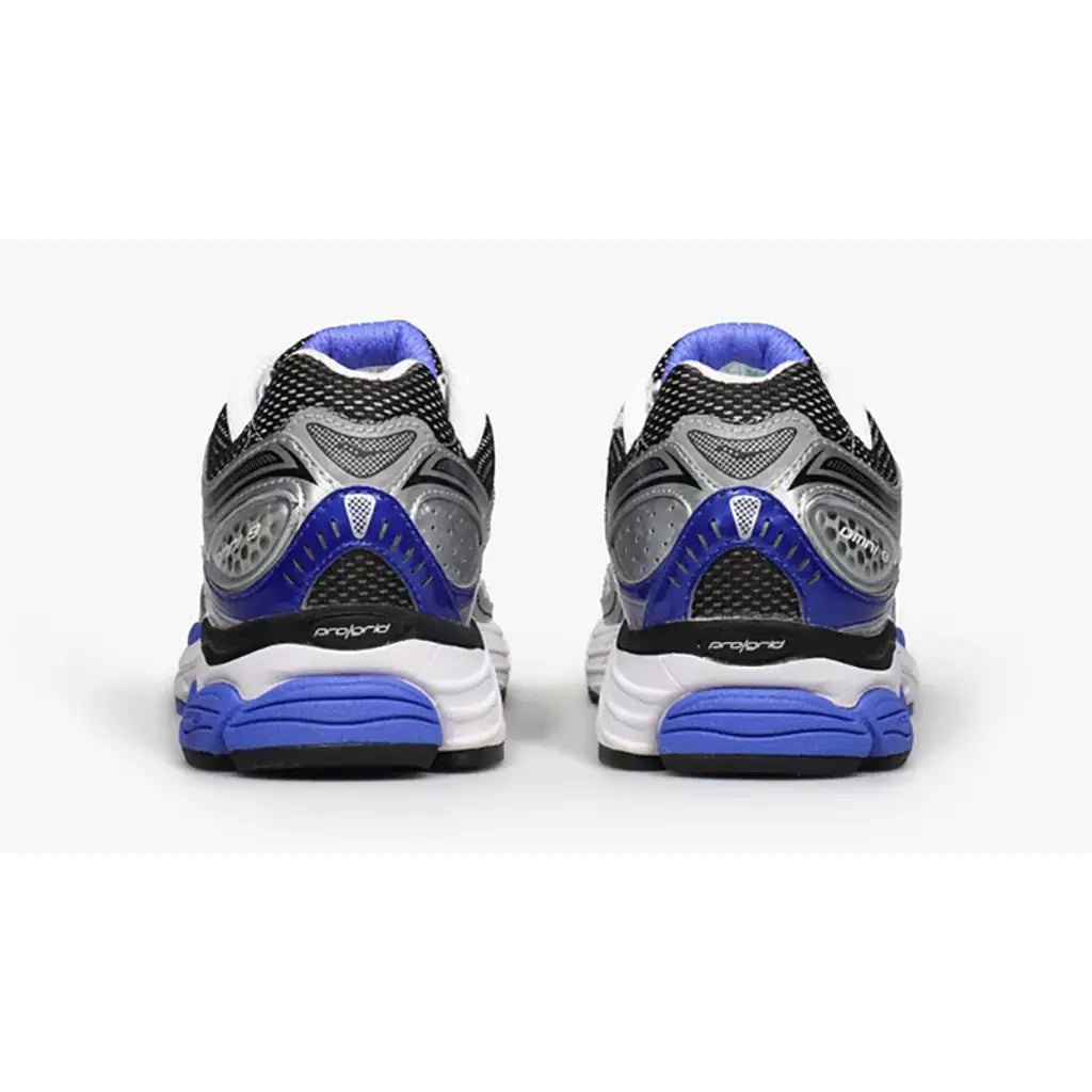 Saucony  ProGrid Omni 9 - White/ Silver/ Blue- Men Size