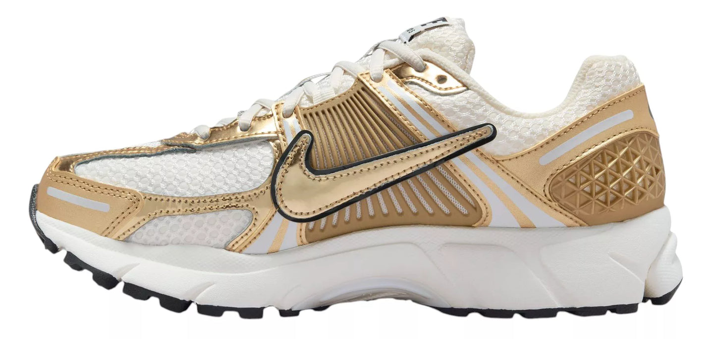 Nike Zoom Vomero 5 - White / Gold - Men Size